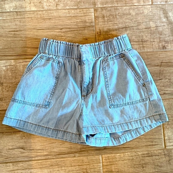 Forever 21 Pants - Forever 21 light blue gathered waist shorts